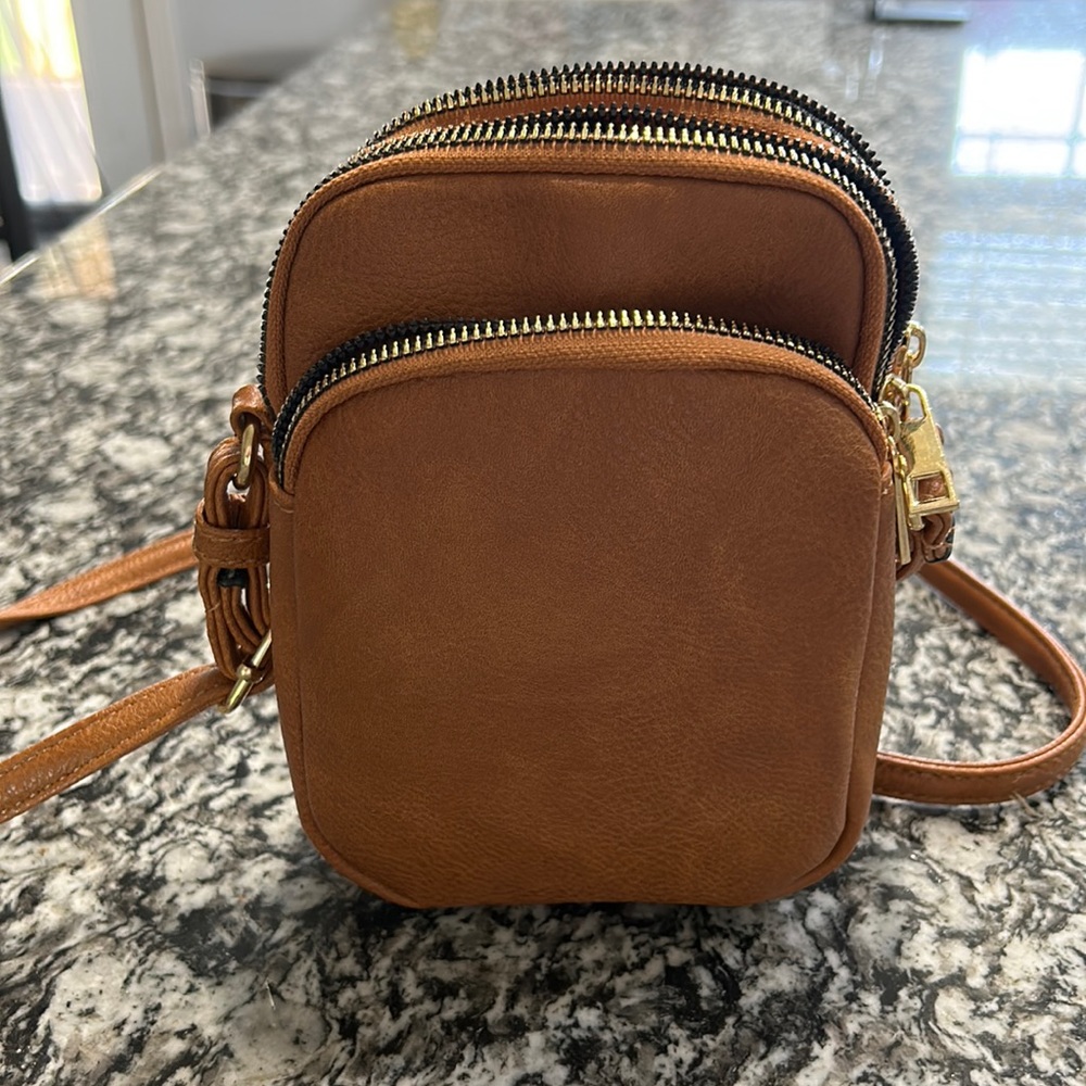 Great little crossover.  Bought it and carried maybe once.